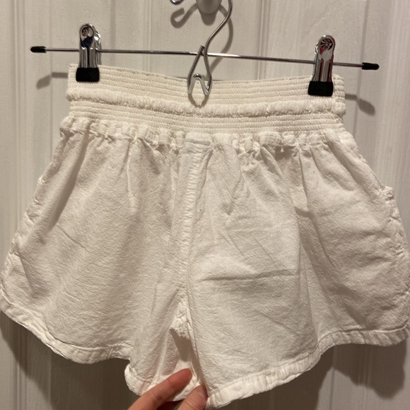 Peruvian Fabrics Crochet Detailed White Beach Skort - Picture 8 of 14